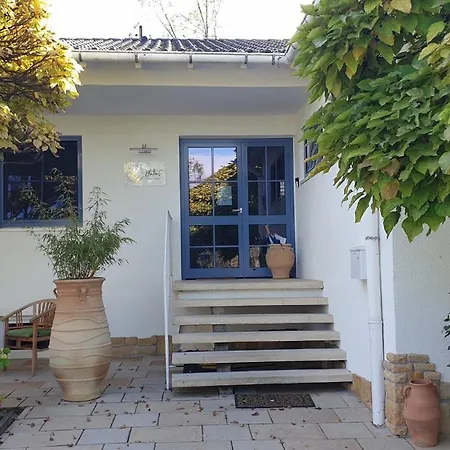 Hotel Gaestehaus Eschment 3*