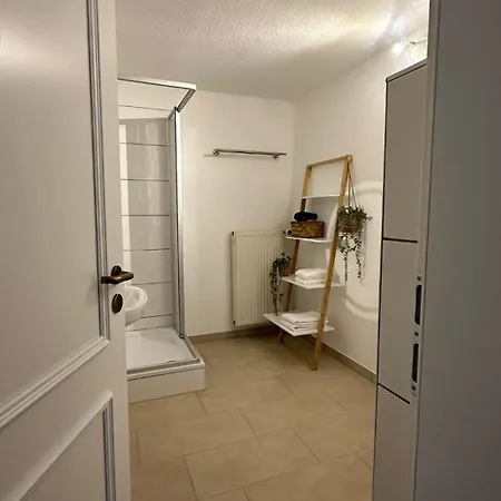 Hotell Ferienzimmer Blatners Bissersheim