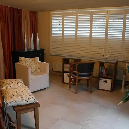 Hotel Gaestehaus Eschment 3*